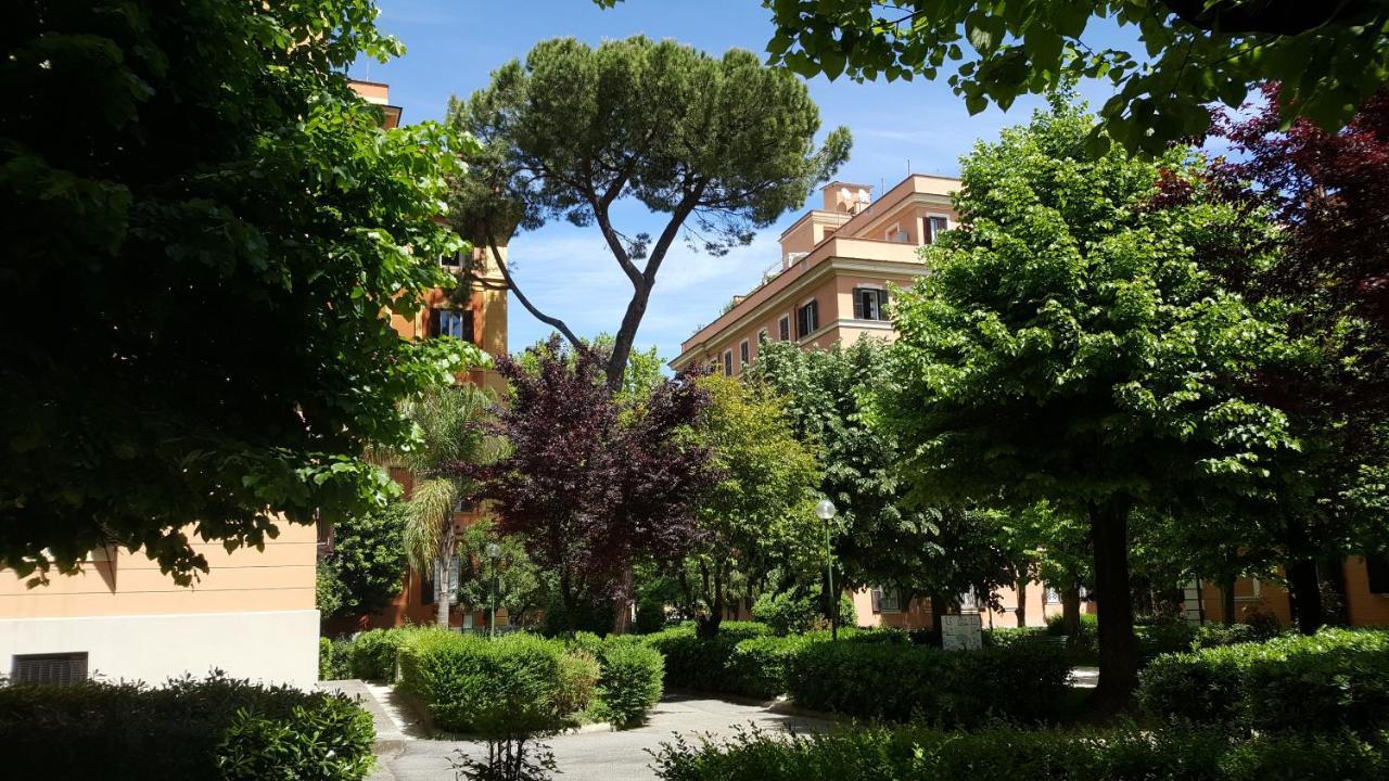 Bed & Breakfast A Casa Di Lia A Roma Exterior foto